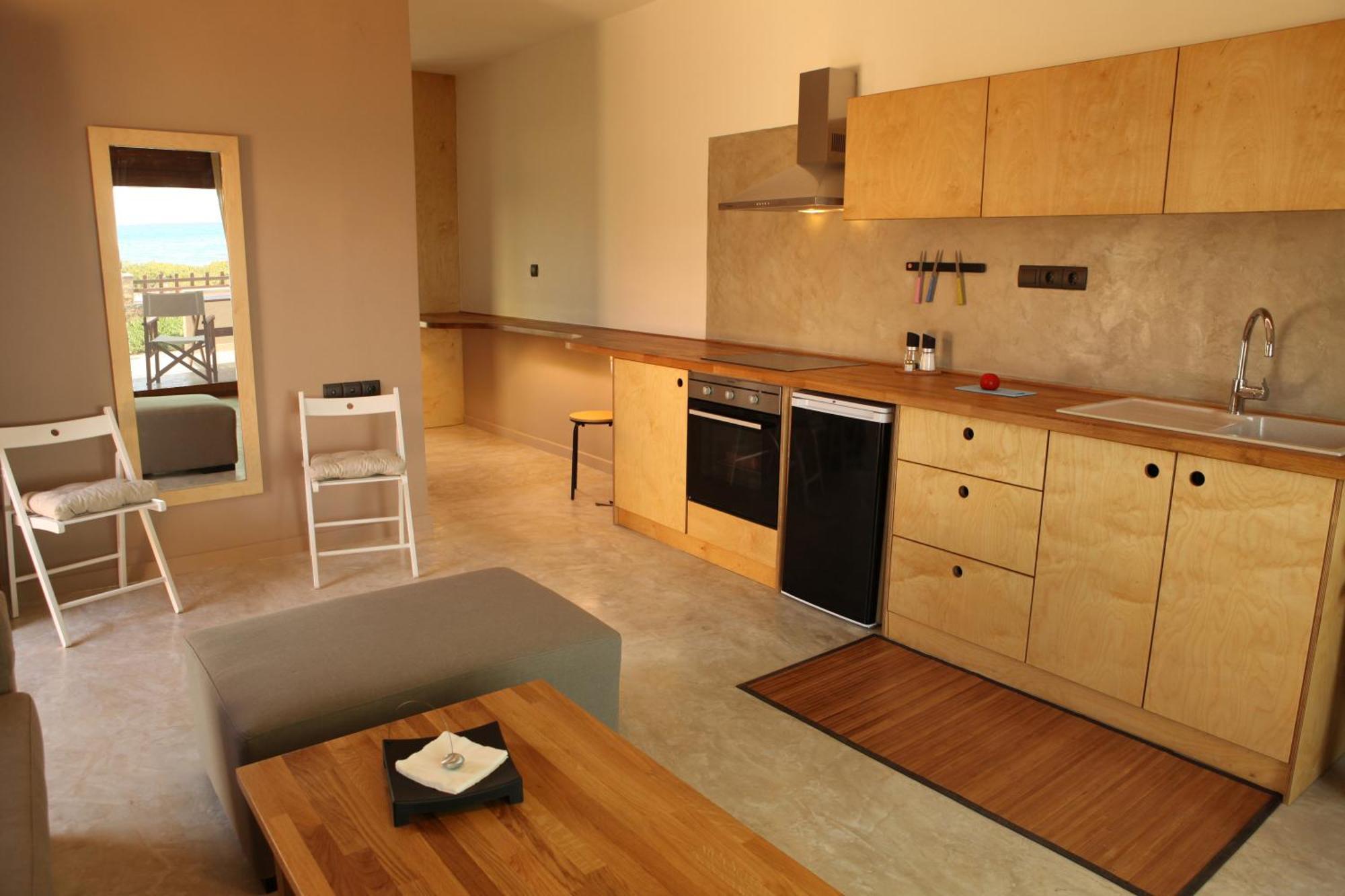 Horizonte Seafront Suites Kíssamos Eksteriør billede